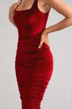 Beauty | Berry Velvet Square Neck Bodycon Midi Dress -ENY Clothing Shop WB BR HR CL127625 BeautyBerryVelvetSquareNeckBodyconMidiDress3