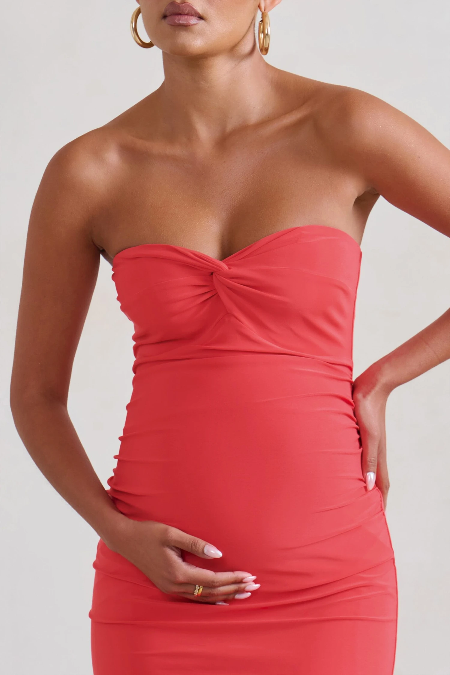 Evita | Coral Maternity Sweetheart Twist Detail Midi Dress 5 Evita | Coral Maternity Sweetheart Twist Detail Midi Dress - Image 3