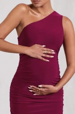 Persia | Berry One-Shoulder Side Split Ruched Maternity Maxi Dress -ENY Clothing Shop WB CC HR CL129824164 PersiaBerryOne ShoulderSideSplitRuchedMaternityMaxiDress3