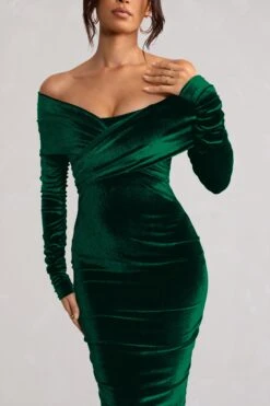 Flatter Me | Bottle Green Velvet Twist Front Bardot Midi Dress -ENY Clothing Shop WB CL128160 FlatterMeBottlegreenVelvetTwistFrontBardotMidiDress1