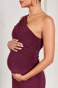 Make My Day | Burgundy One-Shoulder Ruched Split Maternity Maxi Dress -ENY Clothing Shop WB CL129587069 MakeMyDayBurgundyOne ShoulderRuchedSplitMaternityMaxiDress4