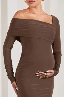Heartbeat | Chocolate One-Shoulder Long-Sleeved Maternity Midi Dress 8 Heartbeat | Chocolate One-Shoulder Long-Sleeved Maternity Midi Dress -ENY Clothing Shop WB CL129609067 HeartbeatChocolateOne ShoulderLong SleevedMaternityMidiDress4