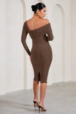Heartbeat | Chocolate One-Shoulder Long-Sleeved Maternity Midi Dress 9 Heartbeat | Chocolate One-Shoulder Long-Sleeved Maternity Midi Dress -ENY Clothing Shop WB CL129609067 HeartbeatChocolateOne ShoulderLong SleevedMaternityMidiDress6