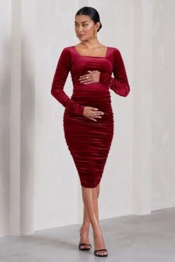 New Life | Berry Velvet Maternity Square Neck Ruched Midi Dress