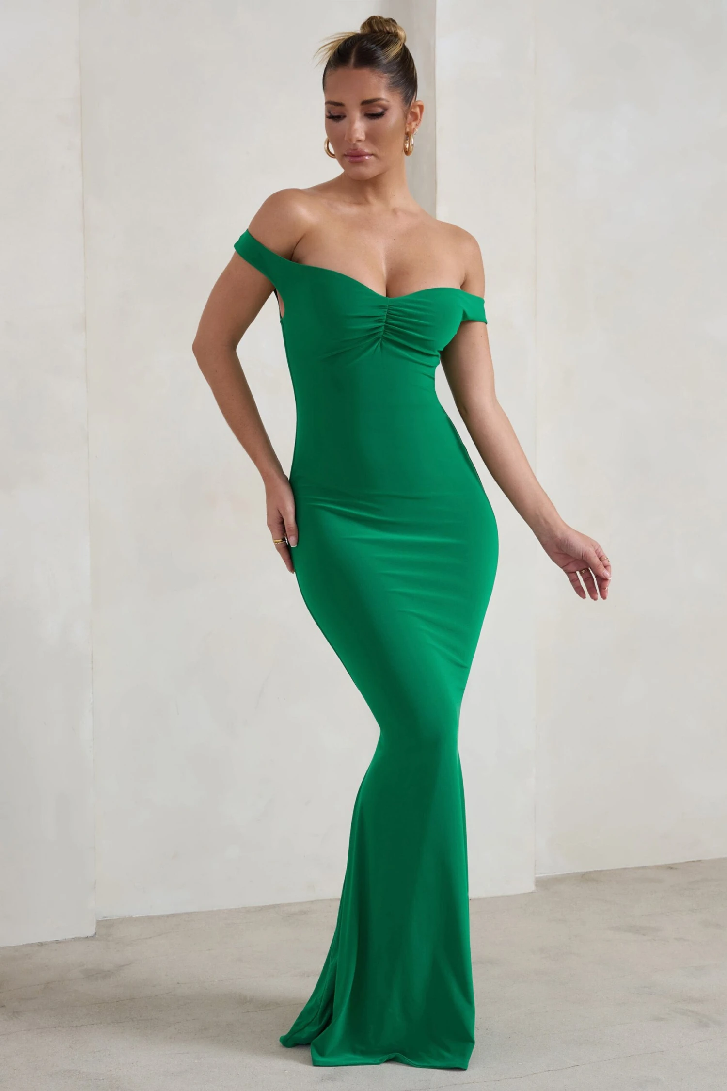 Salma | Jade Green Bardot Sweetheart Fishtail Maxi Dress 6 Salma | Jade Green Bardot Sweetheart Fishtail Maxi Dress - Image 4