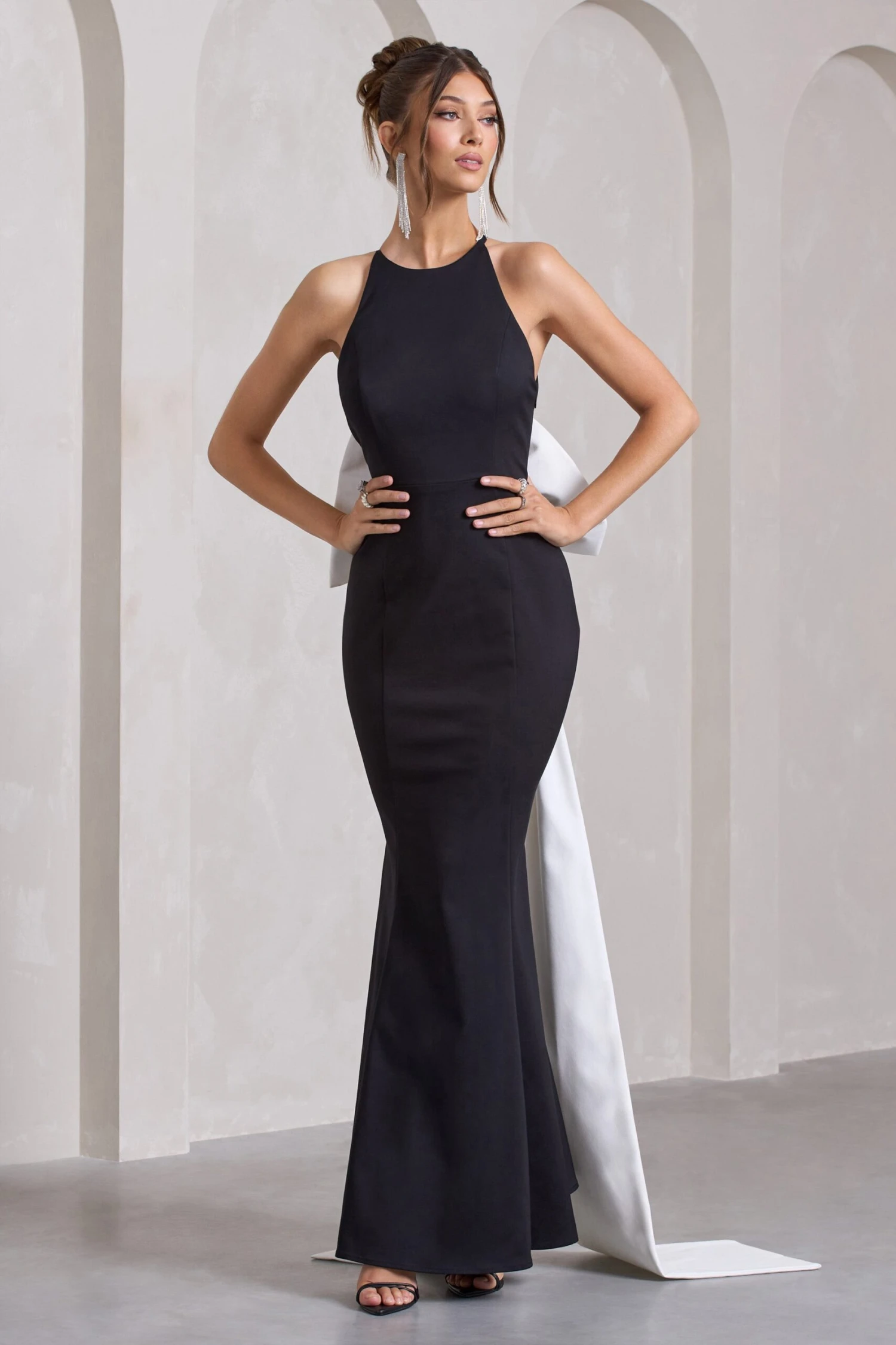 Bestow | Black Open-Back Maxi Dress With Oversized White Bow 8 Bestow | Black Open-Back Maxi Dress With Oversized White Bow - Image 6
